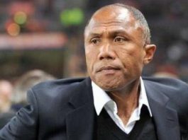 Former Toulouse manager calls on Ligue 1 players to strike if league proceeds with “unfair” relegations.