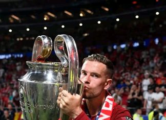 Henderson, Van Dijk share emotions of winning