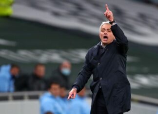 Mourinho preparing for Villa clash