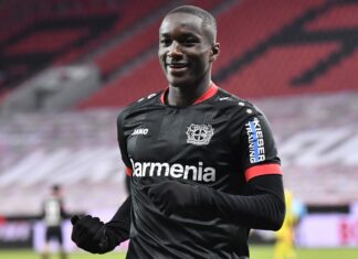 Diaby shines to down Dortmund and send Leverkusen second