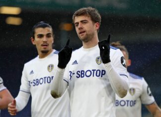 Bamford reaches century as Leeds sink Palace