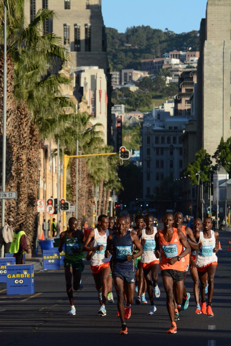 Cape Town Marathon is”on”