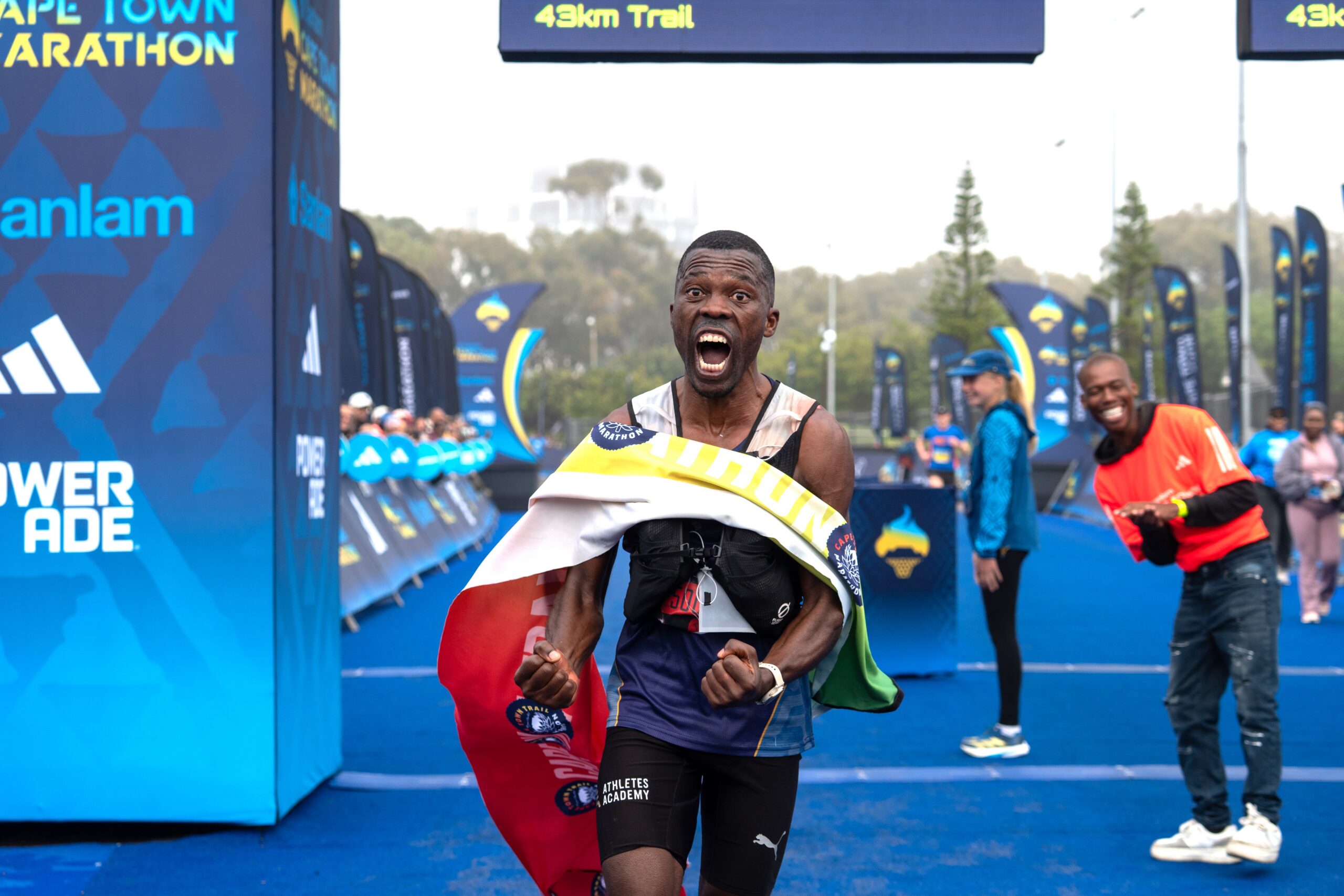 Philani-power overcomes Kenyan threat at Cape Town Trail Marathon