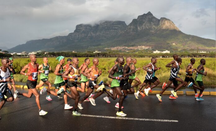 The intensity of the battle as the thirty-strong lead pack passes halfway in the 2023 SCTM